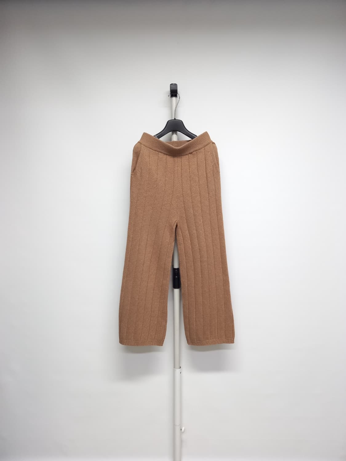 새 돌체비타 춘추동 캐시미어블랜 일자통핏 니트팬츠 F 상품이미지1