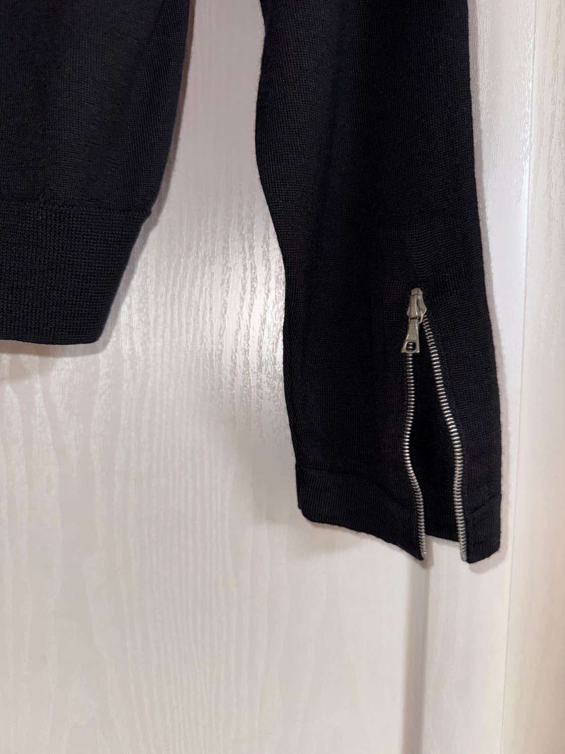 V-neck zipped sleeve knit 상품이미지5