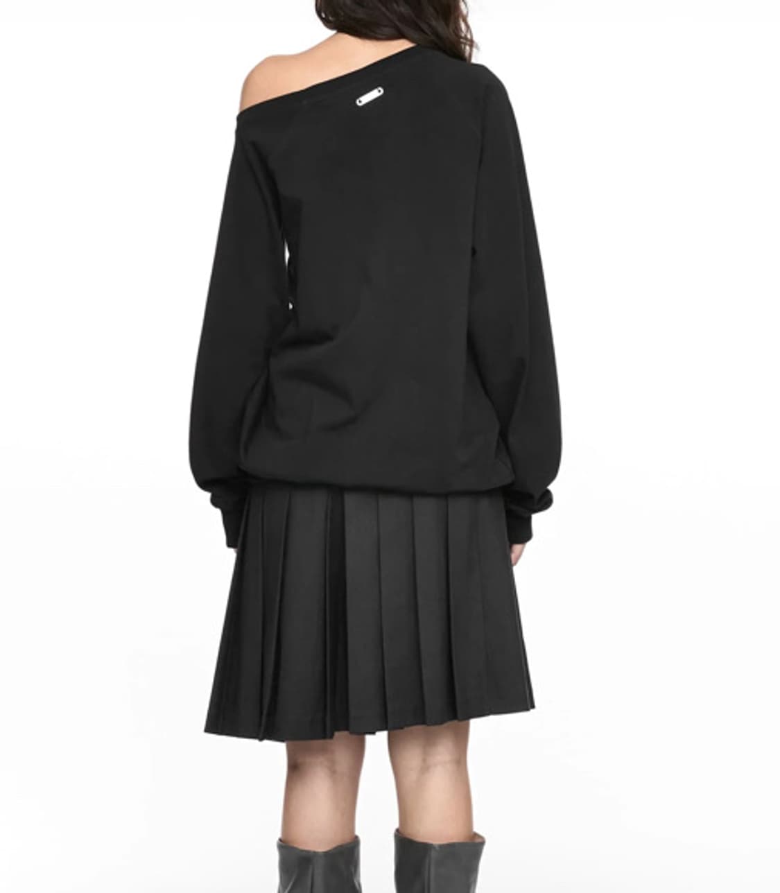 PINCHED LONG SLEEVE BLACK 상품이미지3