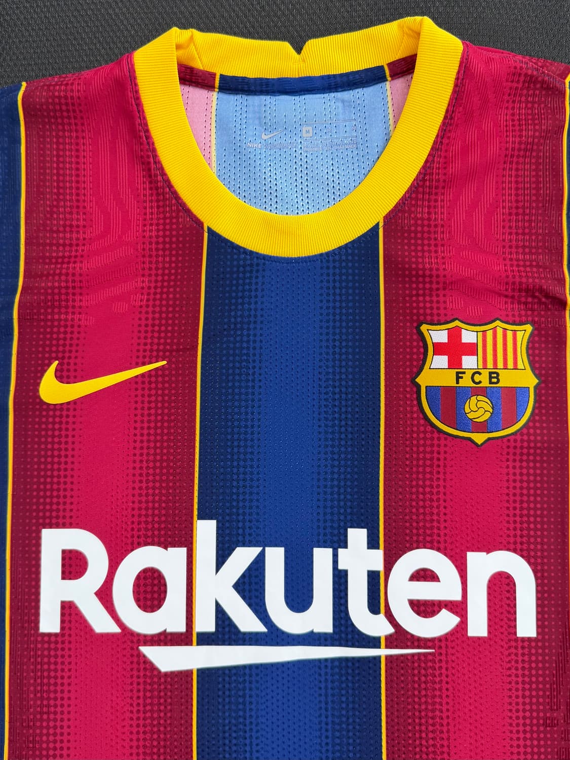 20-22 바르셀로나 홈 어센틱 새제품 상품이미지4