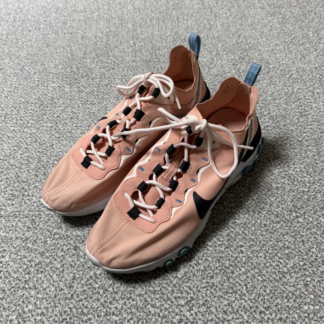 [정가 16만원] 나이키 엘리먼트55 스니커즈 250 상품이미지1