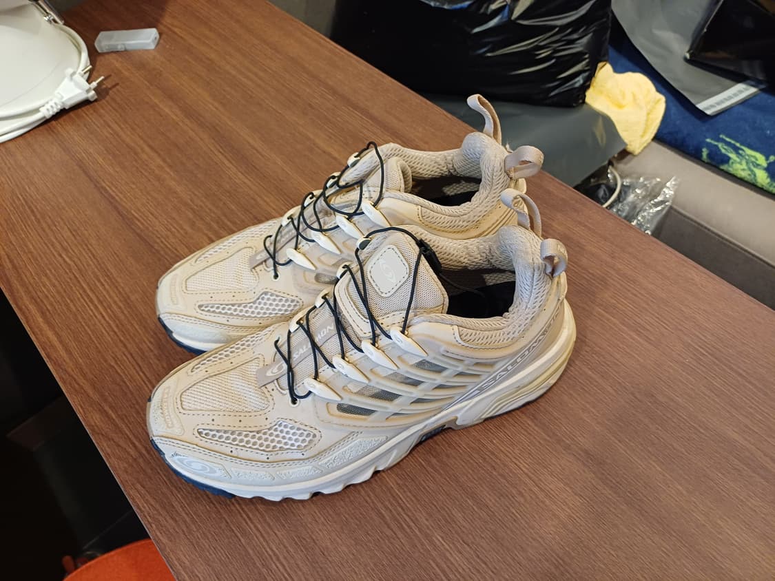 살로몬 우먼 프로 어드밴스 사파리 245사이즈 베이지 상품이미지1