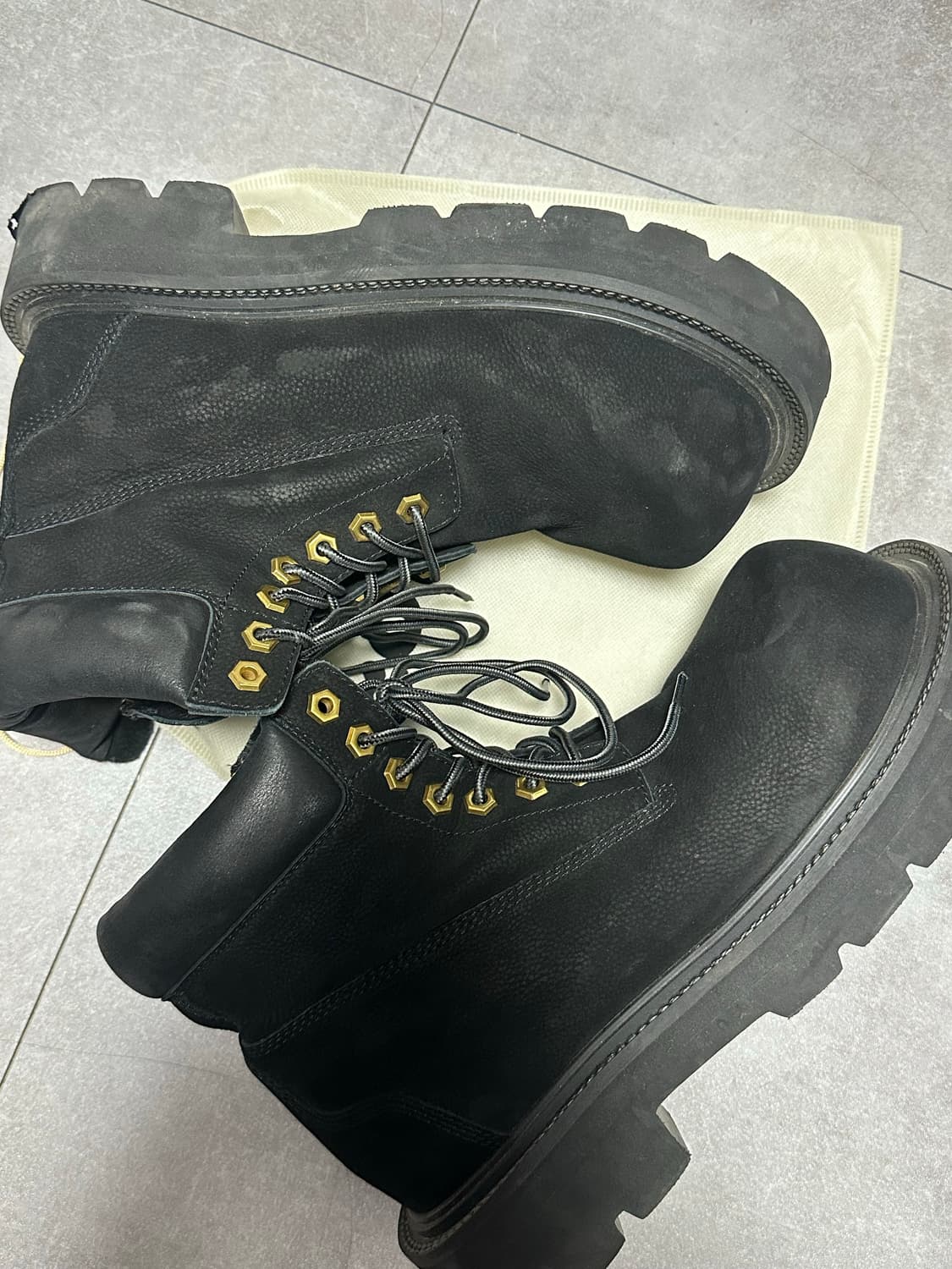 쏘유레슈어 벨루가 블랙 260 상품이미지7