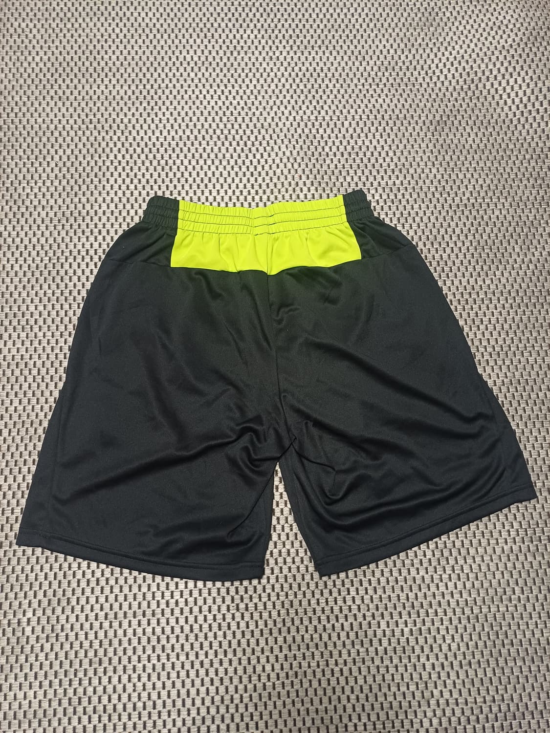 엄브로(UMBRO) 남성 트레이닝 반바지 (L / 82사이즈) 상품이미지3