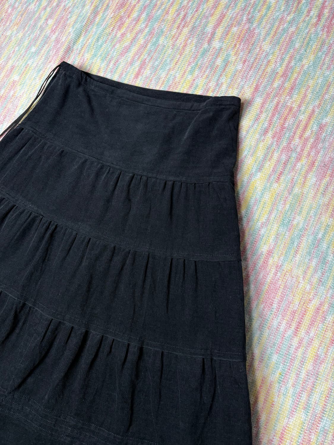 블랙 크로쉐 코듀로이 미디 스커트 상품이미지4