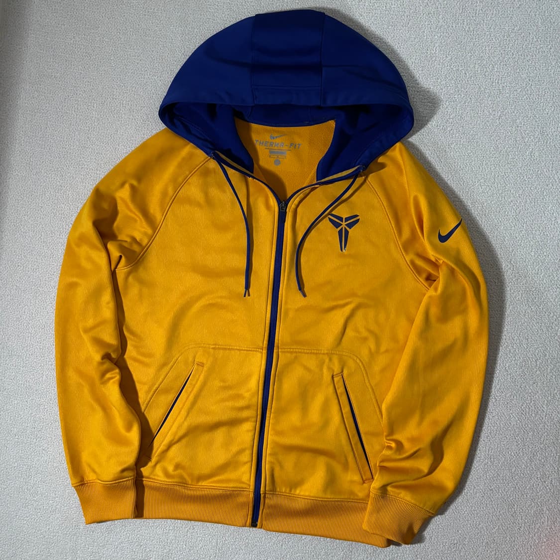 나이키 코비 써말핏 엘로우 후드 져지 집업 상품이미지1