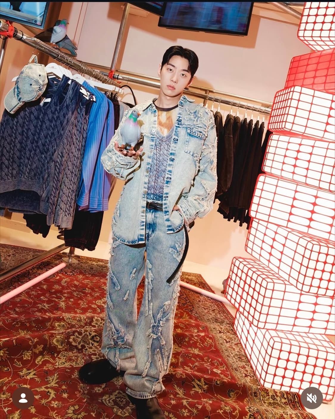 글렌 마틴스 x h&m 디스트레스드 룩 데님 셔츠 상품이미지6