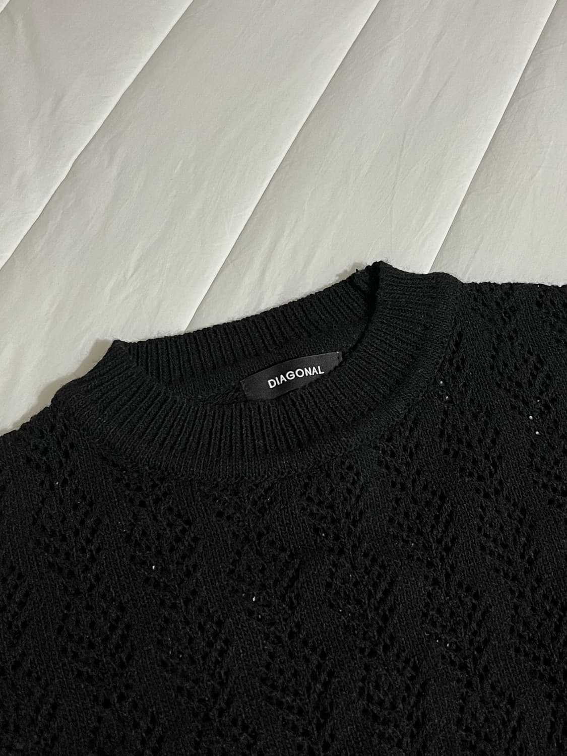 다이애그널 레이스펀칭 니트 상품이미지2