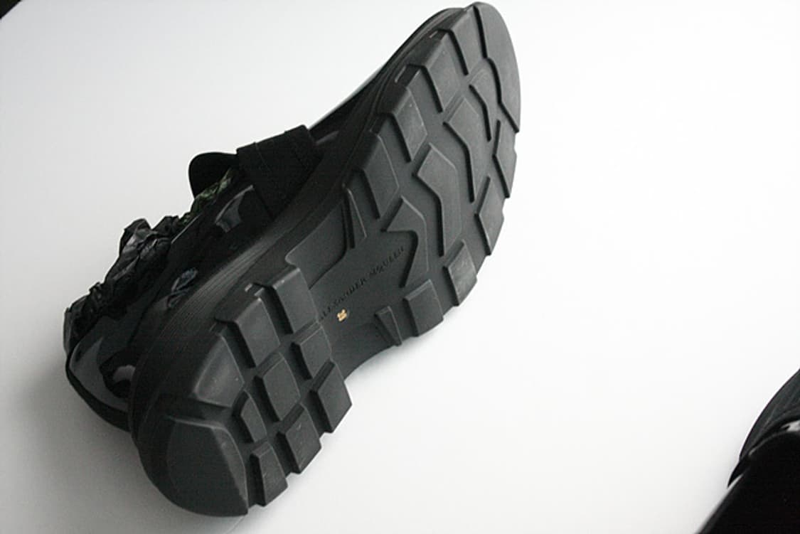 알렉산더 맥퀸 alexander mcqueen 블랙 구두 로퍼 새상품 상품이미지4