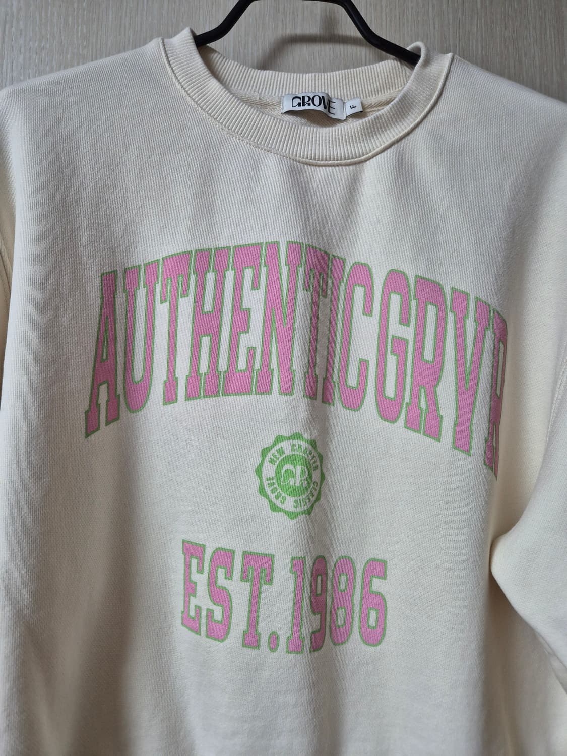 GROVE 그로브 크롭 맨투맨 아이보리 상품이미지3