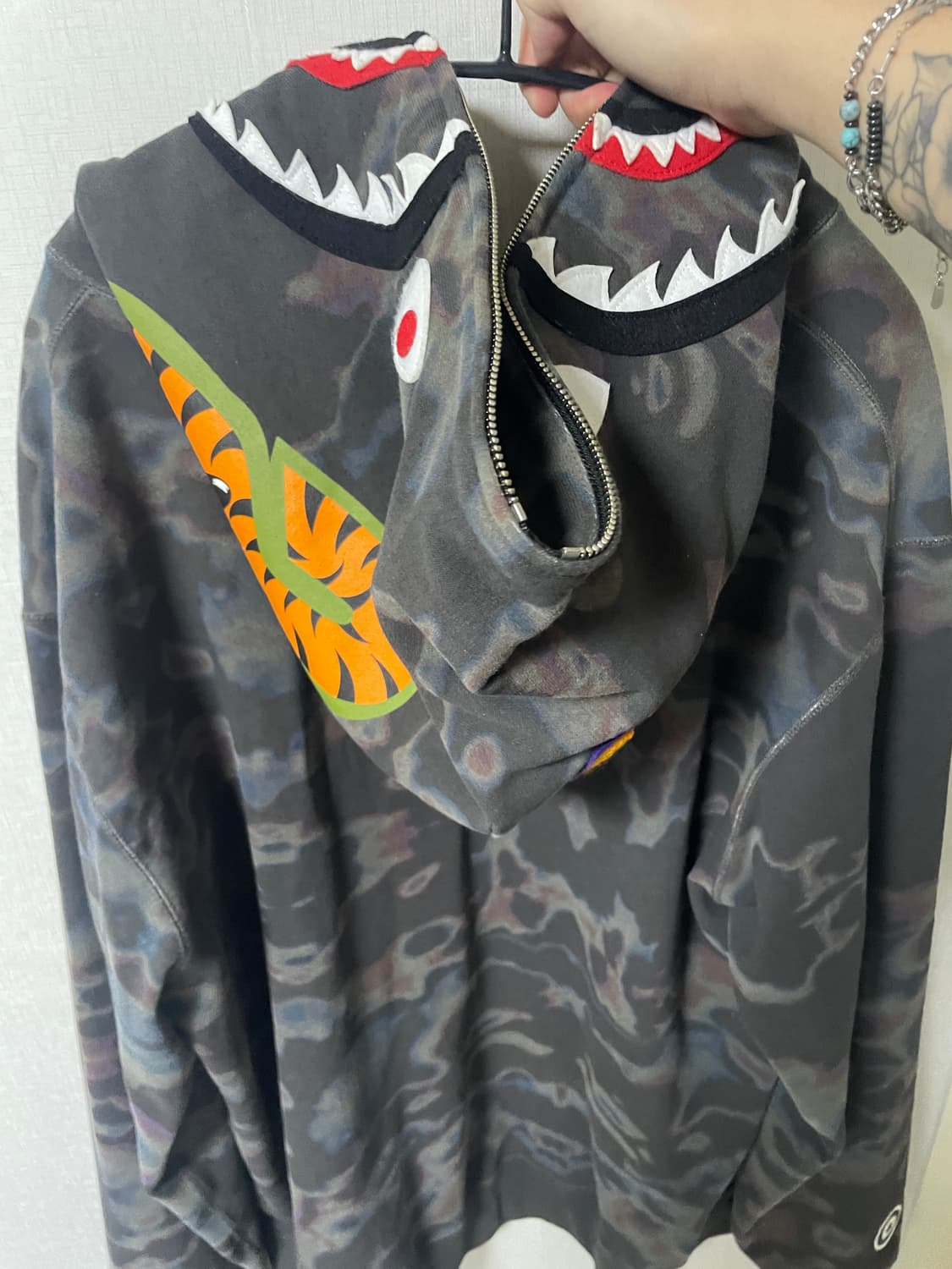 베이프 서모그래피 샤크후드 XXL 상품이미지1