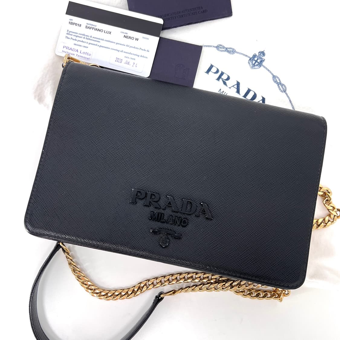 프라다 사피아노 블랙로고 체인 크로스백 블랙 (1BP018) 상품이미지3