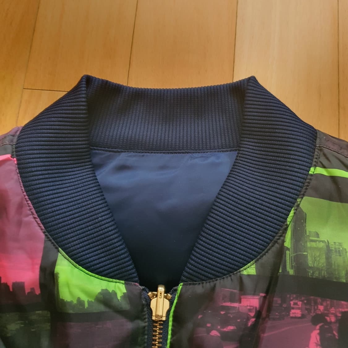 아디다스 스케이트보딩 양면 바시티 블루종 스테디움 트랙탑 항공 MA-1 상품이미지8