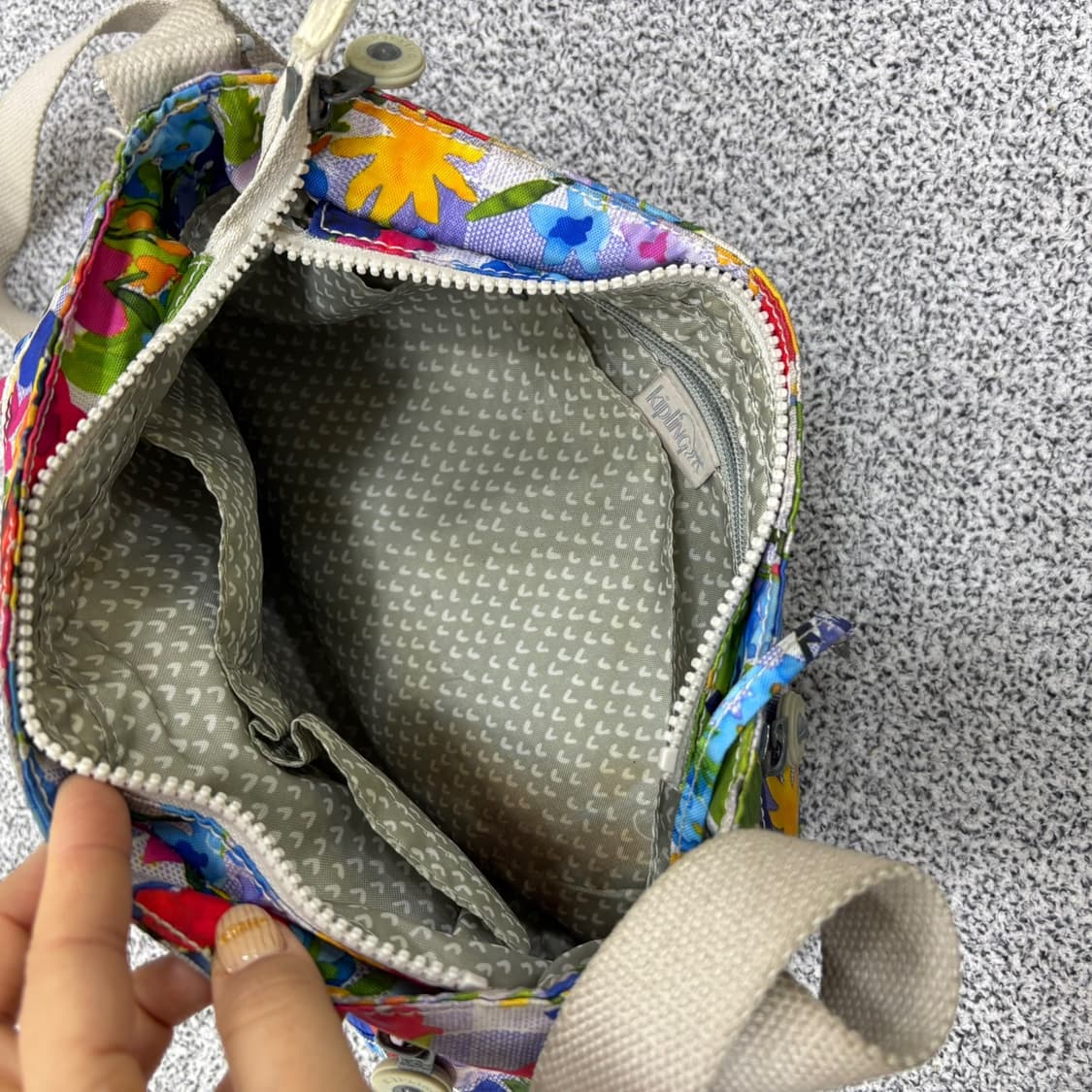 키플링 꽃무늬 크로스백 가방 0409J 상품이미지3