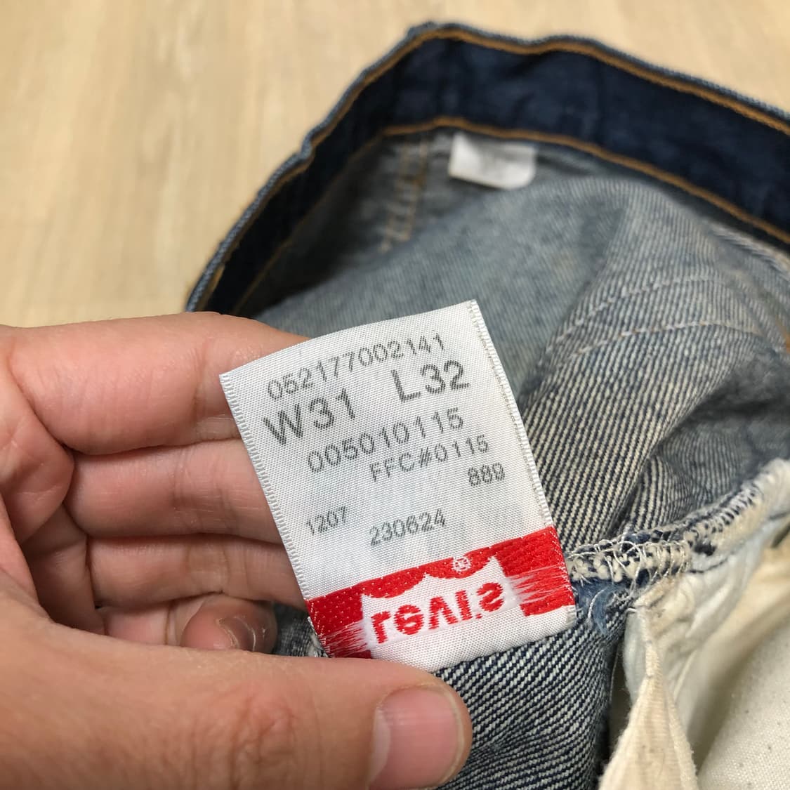 (31) 00's 리바이스 Levi's 501 스트레이트핏 중청 데님 상품이미지4