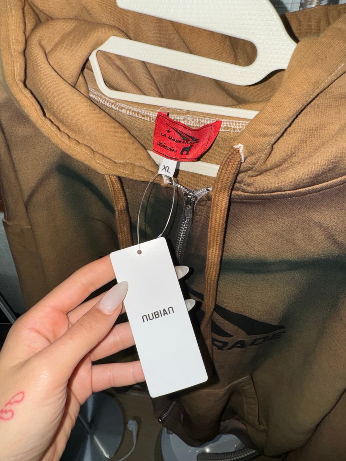 LA MASKARADE hoodie 상품이미지3