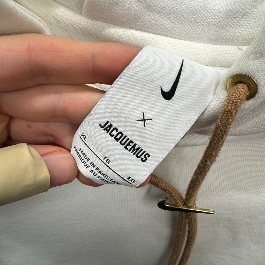 23S/S 나이키 X 자크뮈스 스웻셔츠 후드 넥 로고 디테일 화이트 상품이미지6