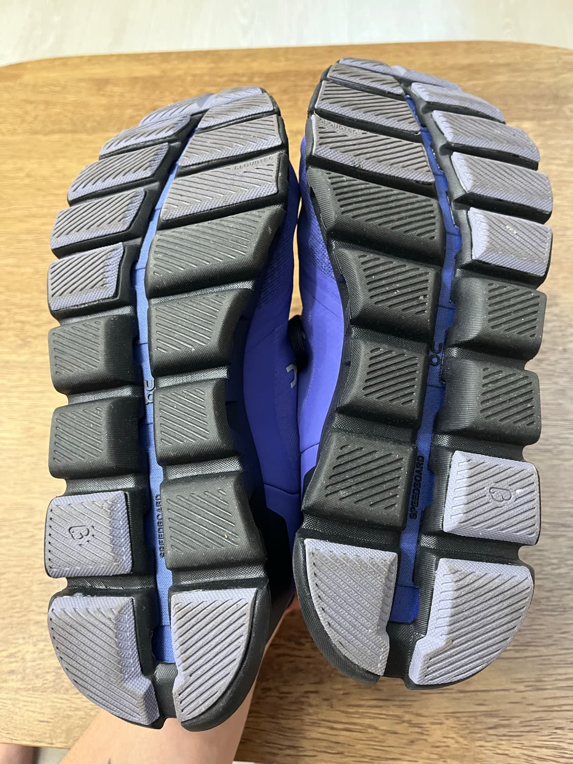 온러닝 클라우드 3 AD 블루베리  상품이미지3