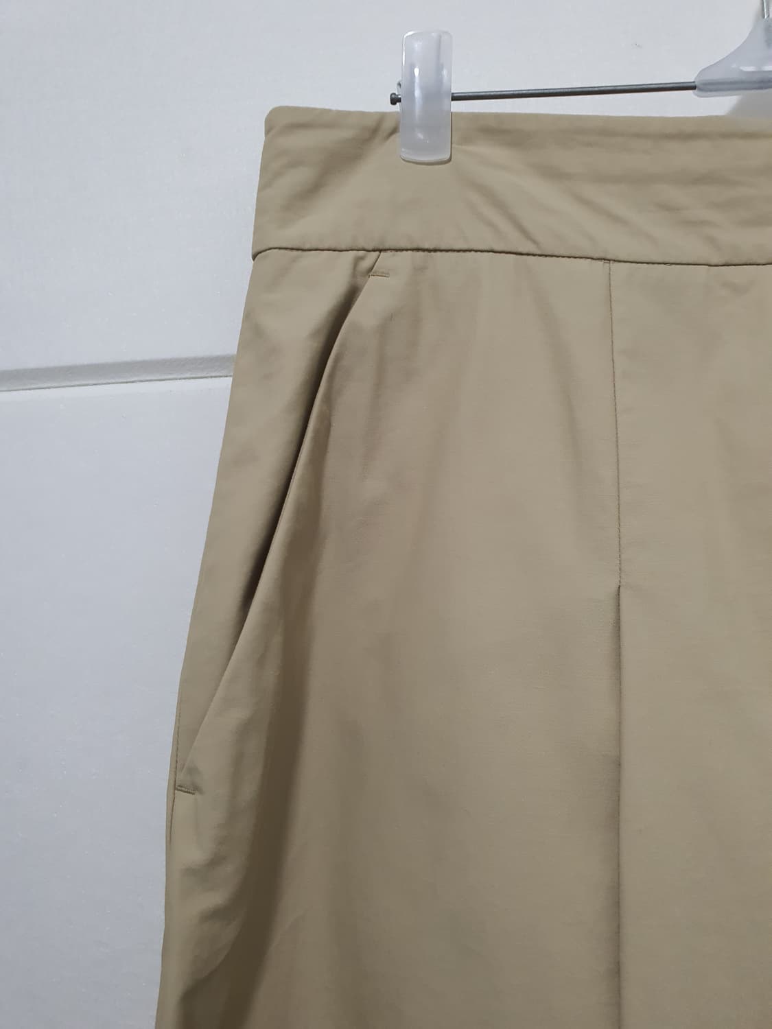 오르 ORR 베이지 핀턱 스커트 사이즈 2
 상품이미지3