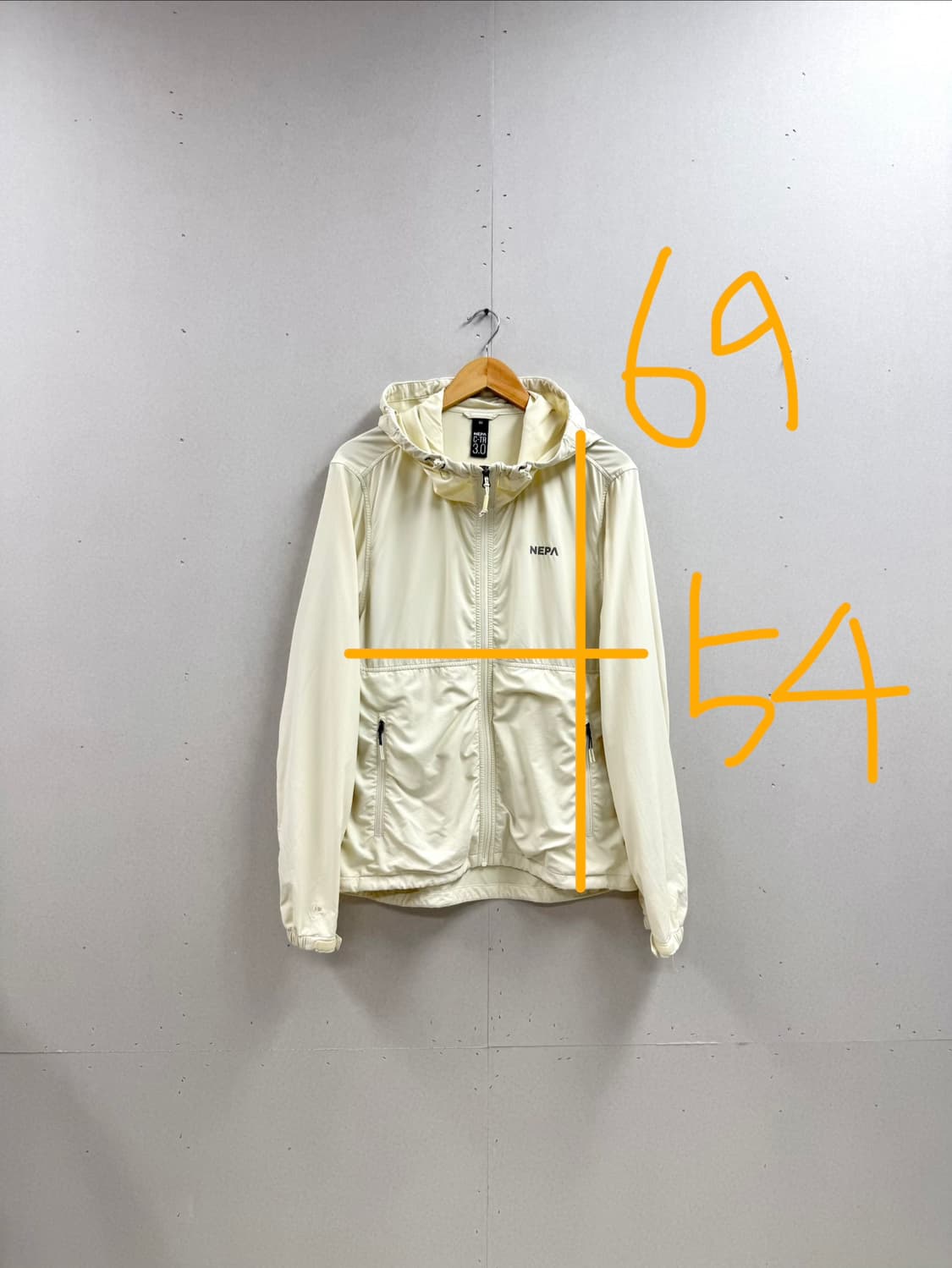 여성 100 / 네파 C-TR 스트레치 트레이닝 자켓 크림 상품이미지2