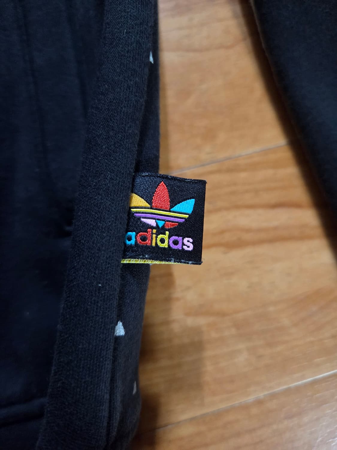 극희소 아디다스X퍼렐윌리엄스 후드집업 상품이미지4