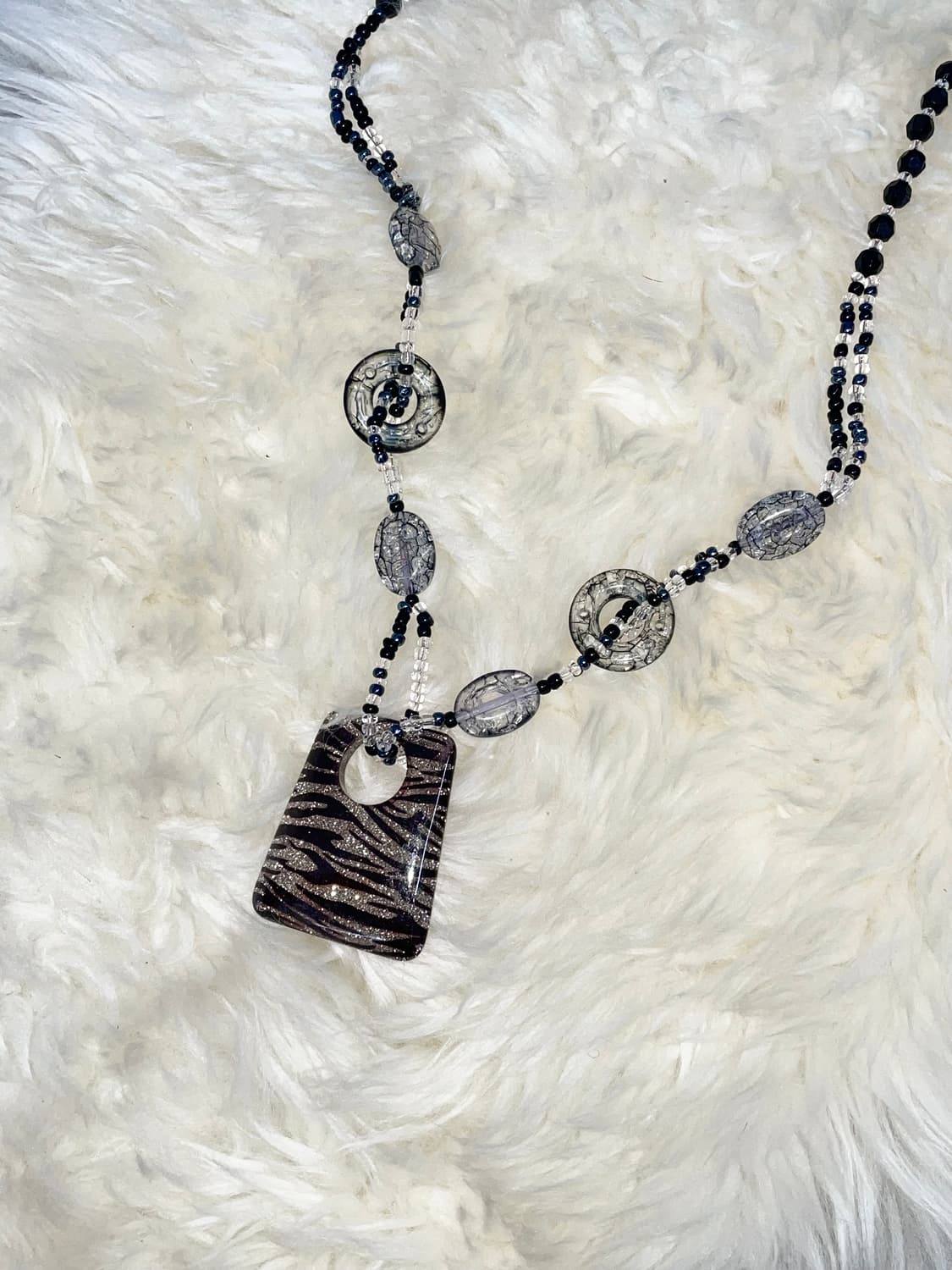 블랙페어리 지브라 드롭 네크리스 상품이미지4