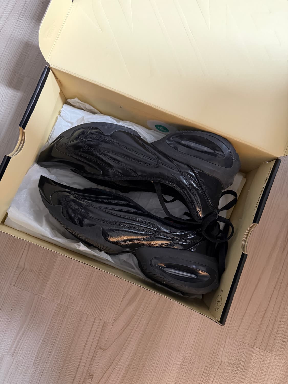 나이키 에어맥스 뮤즈 느와르 풀박 상품이미지5