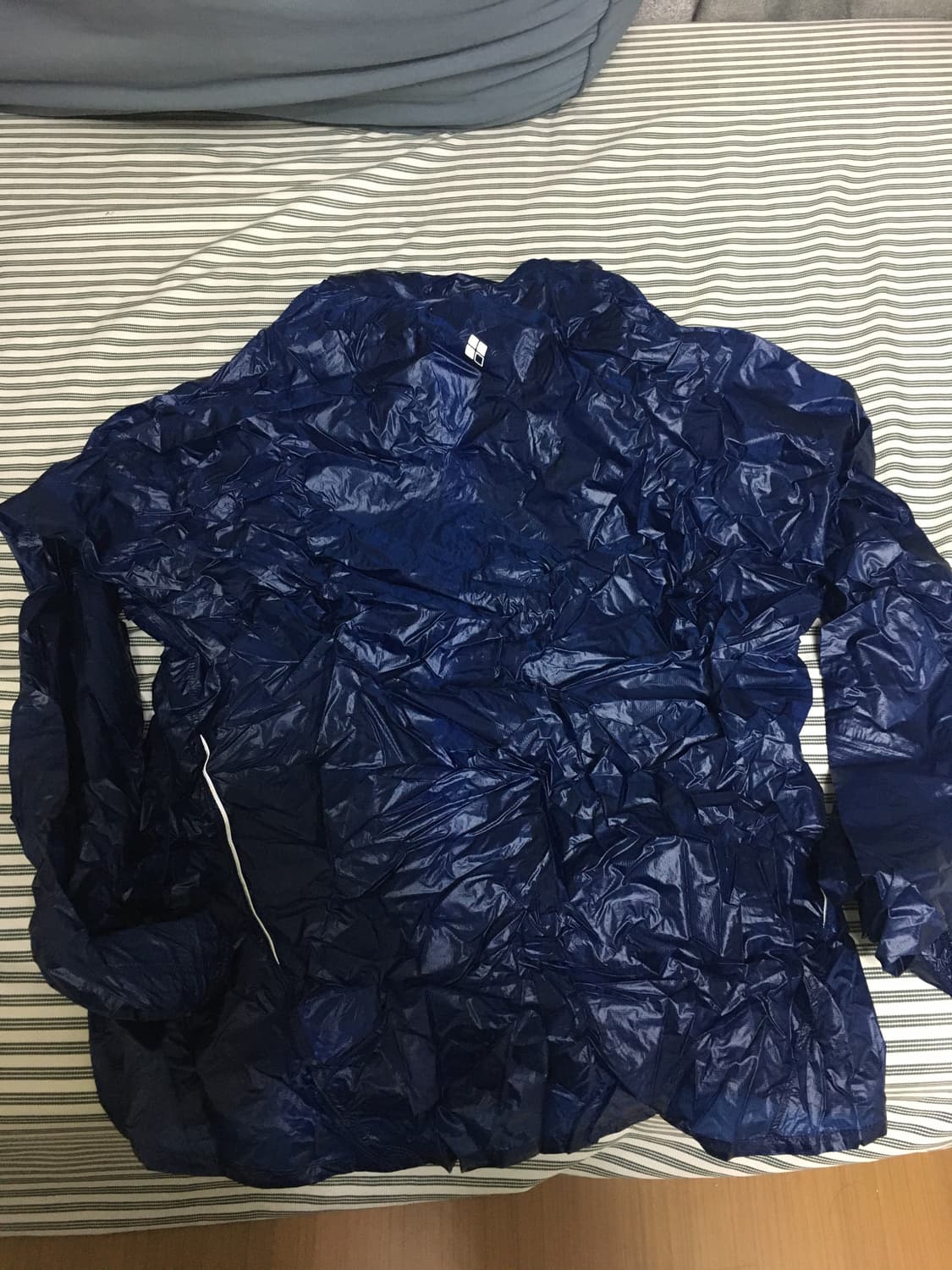 몽벨 바람막이 상품이미지2