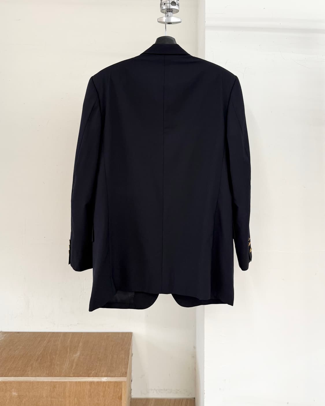 이브 생 로랑 네이비 골드 버튼 블레이저 상품이미지6