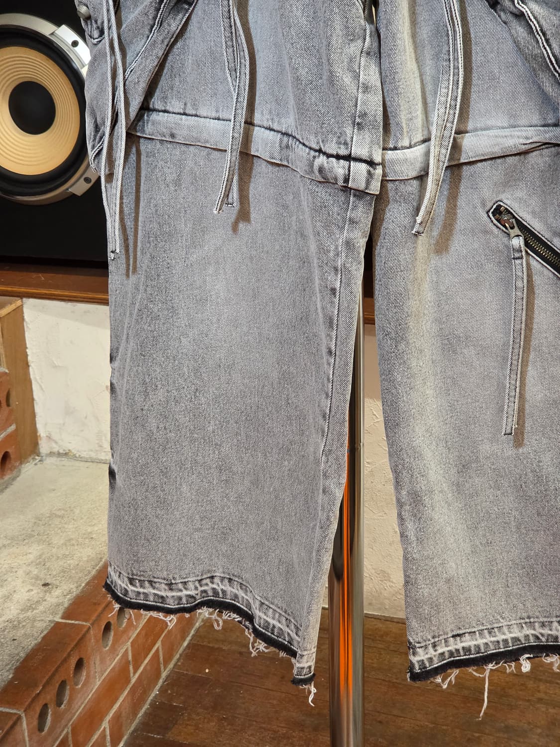 써저리 프로세스 그레이 카고 데님 팬츠 상품이미지5