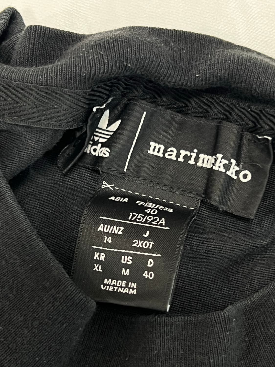 (XL) 아디다스 X 마리메꼬 반팔 원피스 상품이미지3