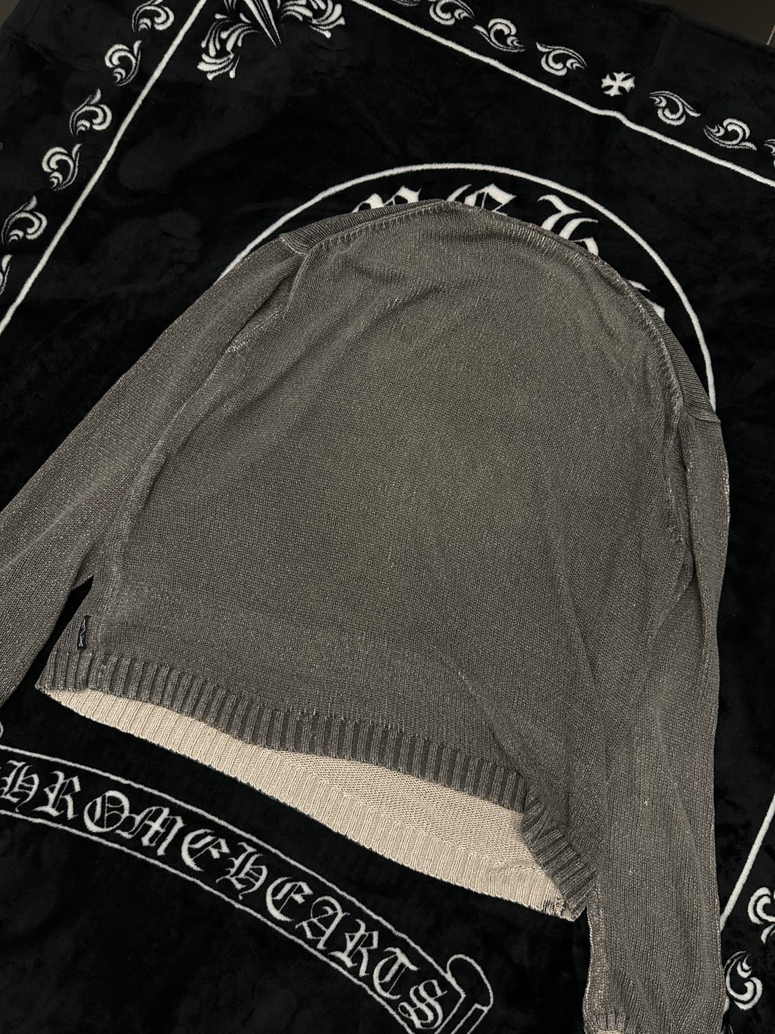 아르마니 오버핏 y2k 페인팅 헤비 니트 상품이미지3