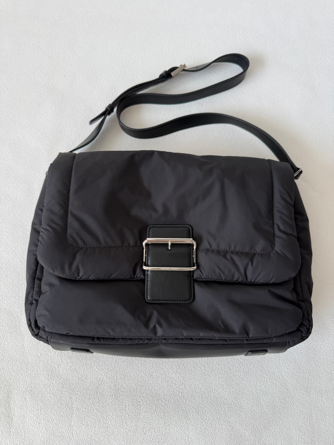 Pre owned 버클 크로스백 상품이미지2