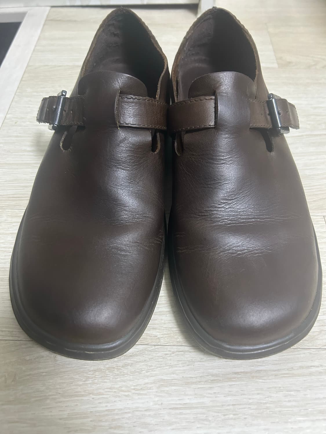 닥터마틴 패트리샤 다크브라운 250 UK6 상품이미지2