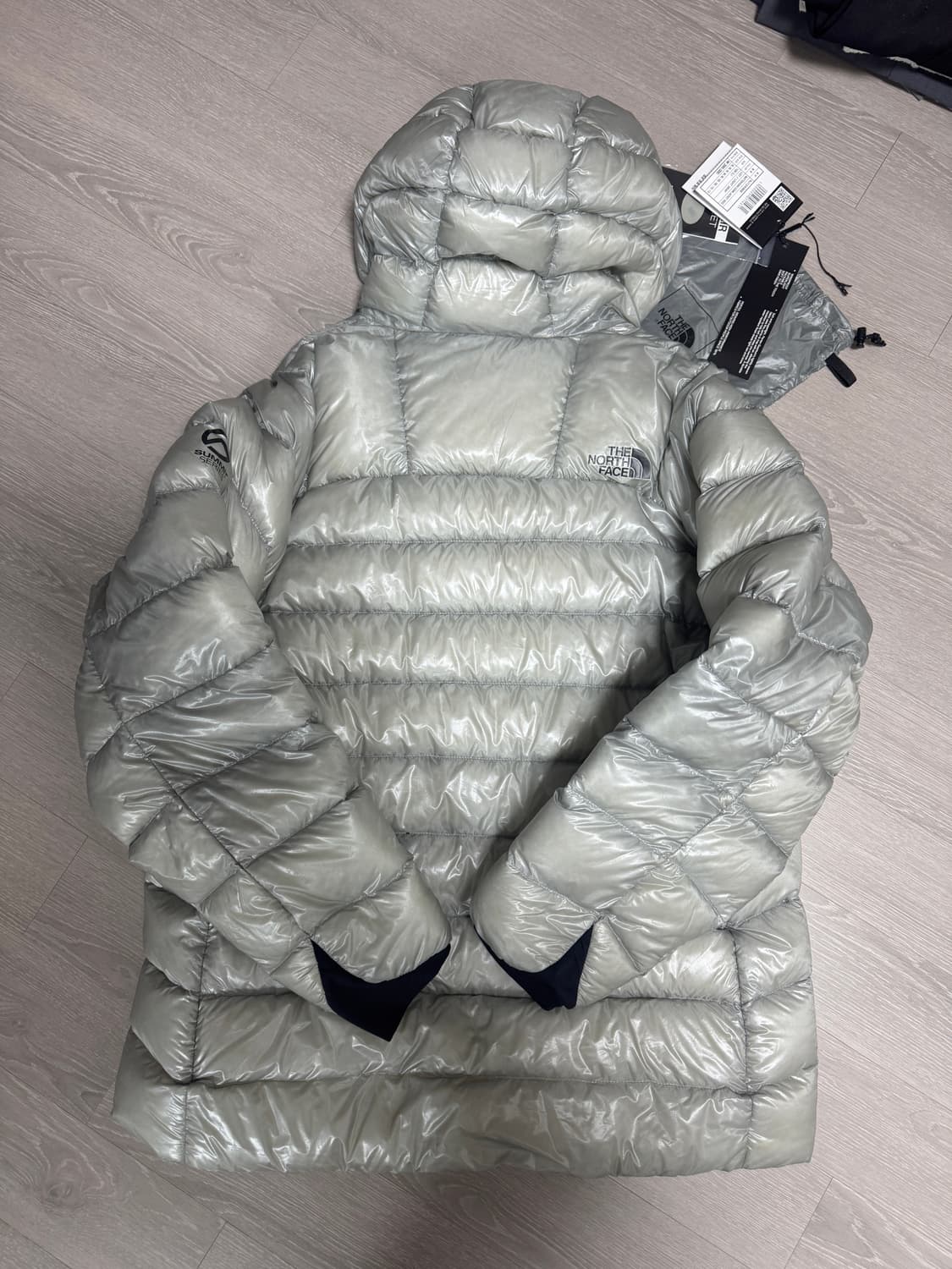 [L] 노스페이스 써밋 마테호른 RDS 다운 자켓 라이트 그레이 상품이미지3