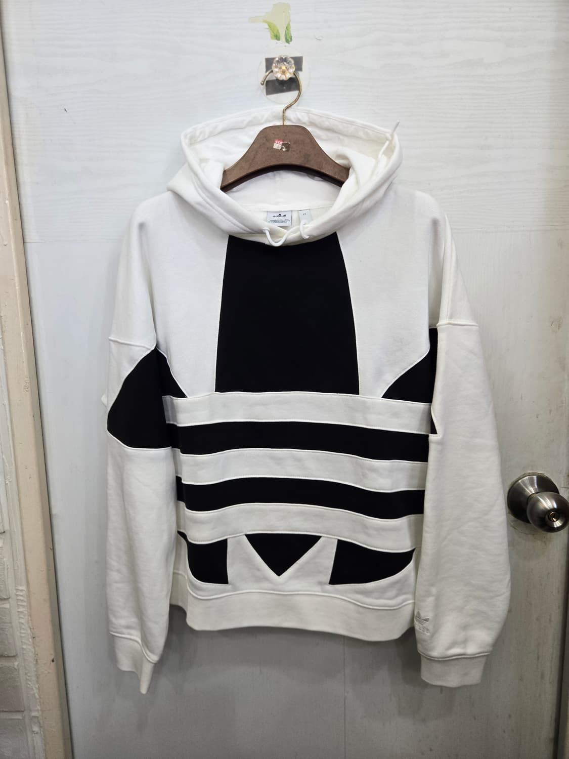 XS,85)) adidas 아디다스 후드티셔츠! 화이트 & 블랙 상품이미지1