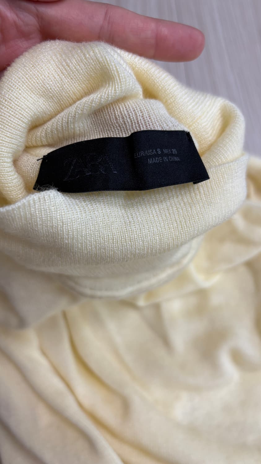 Zara 얇은 니트탑 상품이미지2