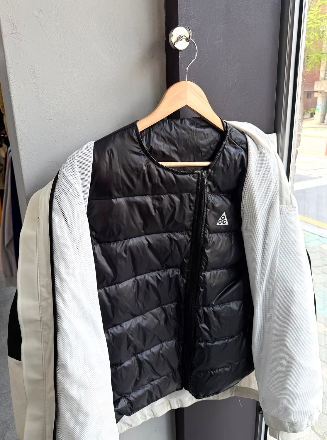 XL/ 나이키 ACG 디플로이 고어텍스 흰검 패딩자켓 상품이미지6