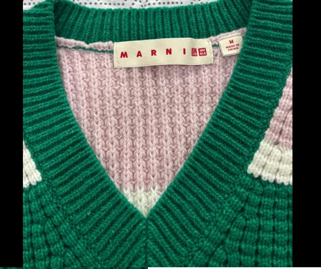 마르니 X 유니클로 2개포함 니트 베스트 L ,M 두사이즈 상품이미지1