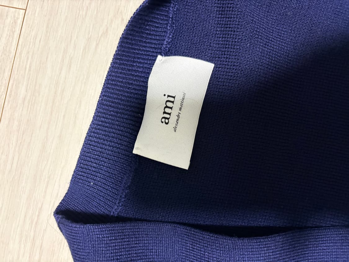 아미 스몰 하트 로고 가디건 상품이미지5