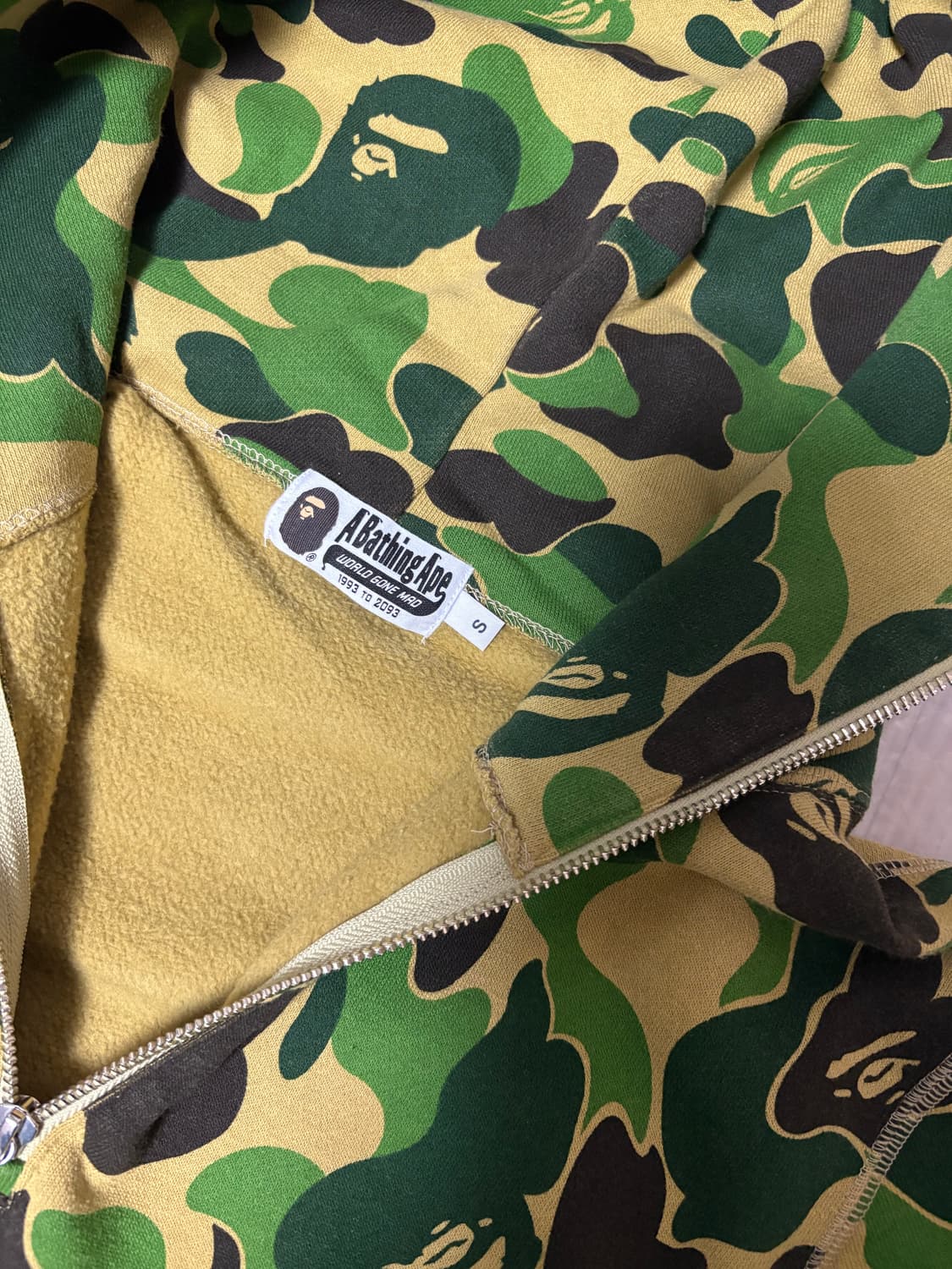 베이프 샤크후드 반집업 상품이미지3