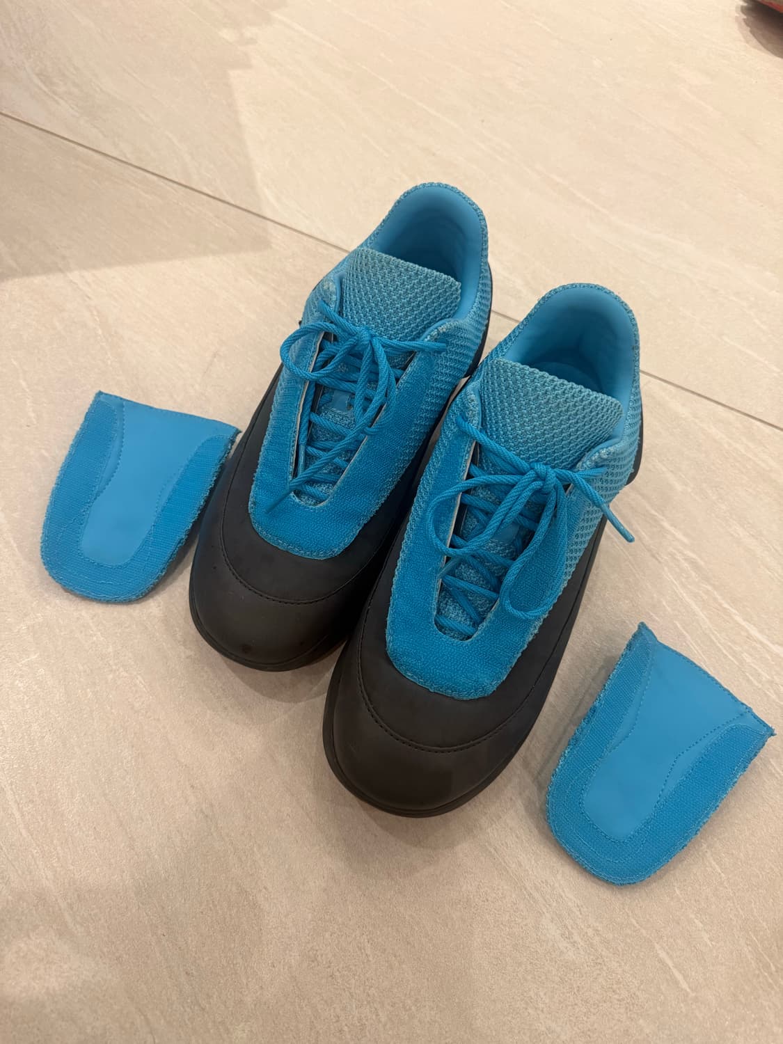 라프 시몬스 안테이 스니커즈 블루/블랙 42 상품이미지3