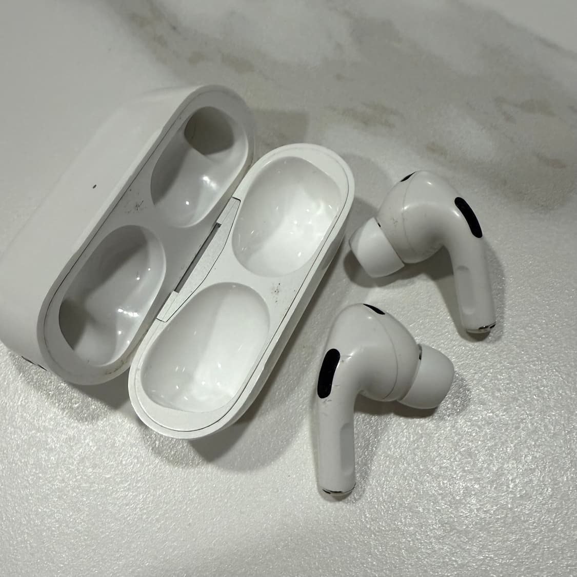 에어팟 프로2 상품이미지1