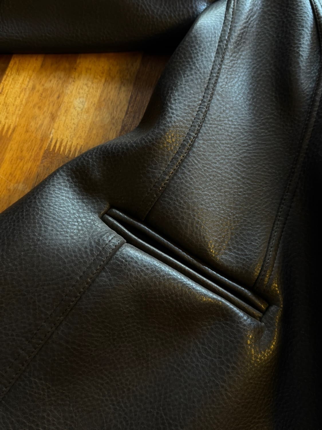 엠포리오 아르마니 그레인레더 코트 55~66 상품이미지7