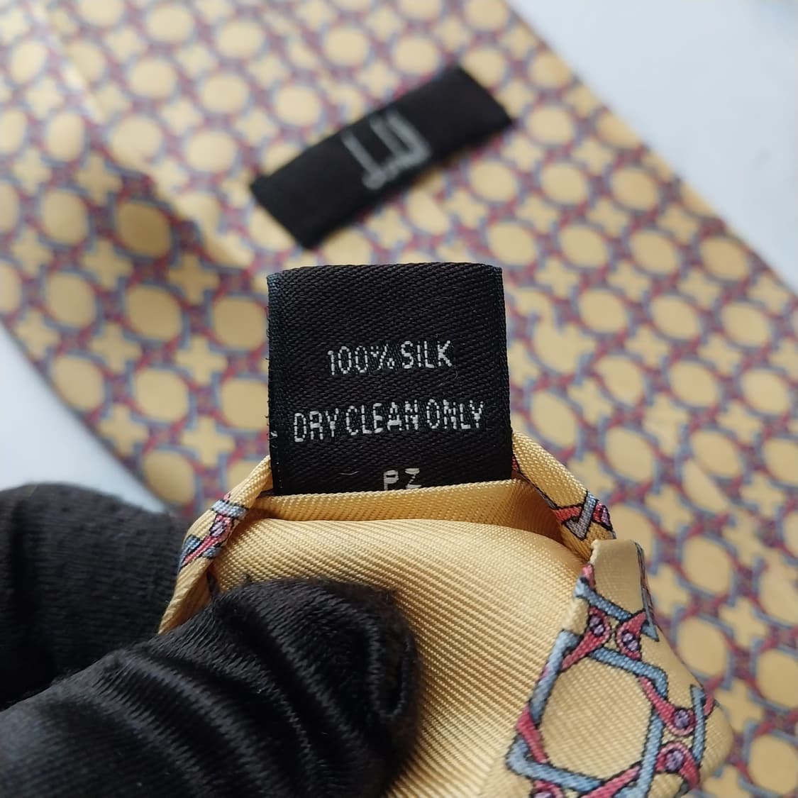 던힐 실크 옐로우 기하 패턴 넥타이 10cm A등급 K1674
 상품이미지9