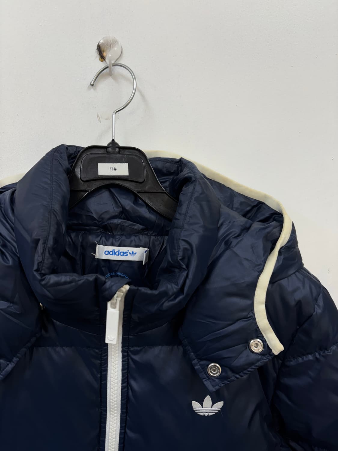 아디다스 우먼 후드탈착 다운패딩 상품이미지3