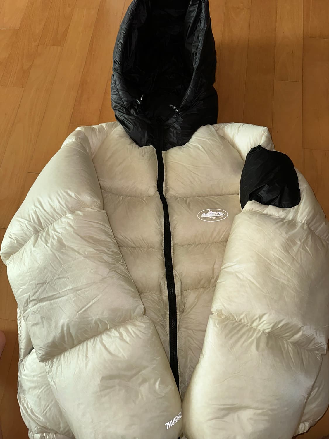 Corteiz bolo lite jacket.  L size 상품이미지2