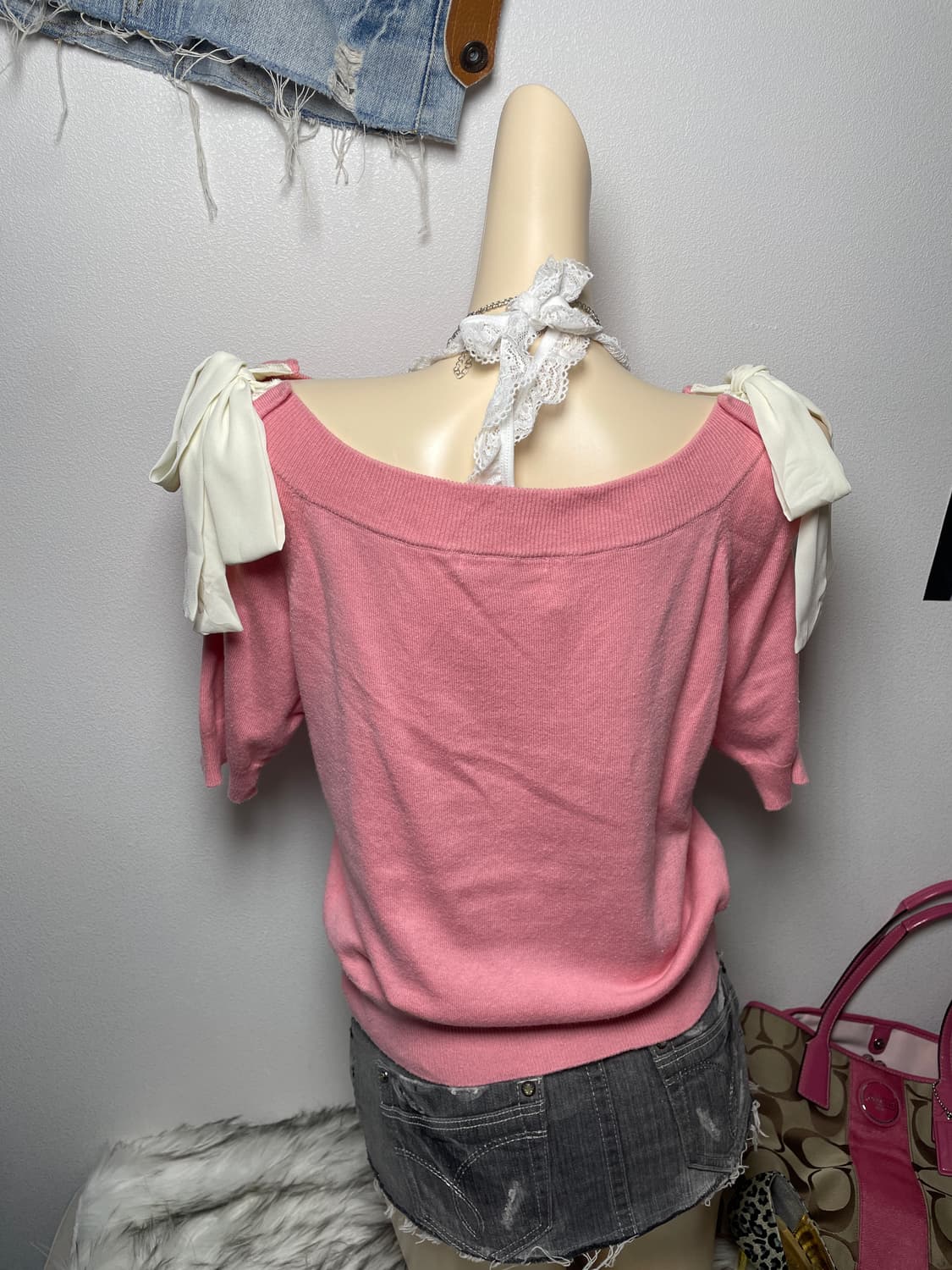 러블리 오프숄더 핑크 반팔 니트탑 상품이미지3