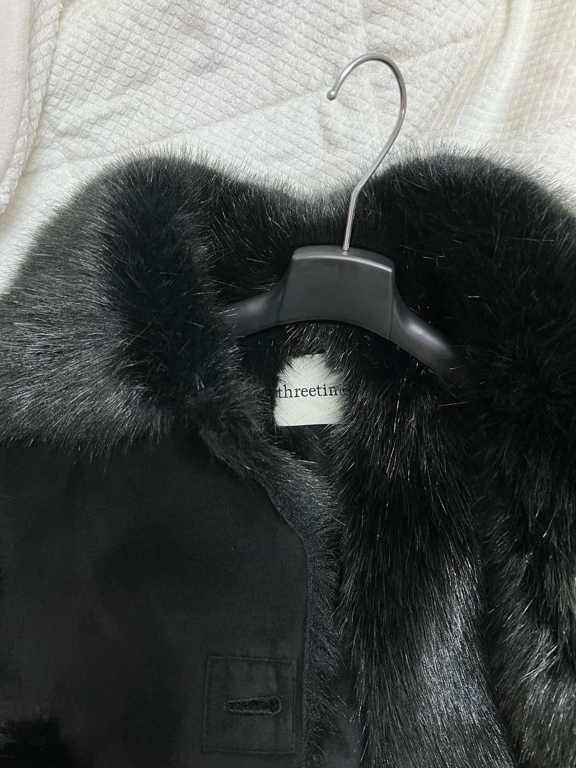 쓰리타임즈 버니퍼 무스탕 21fw 상품이미지3