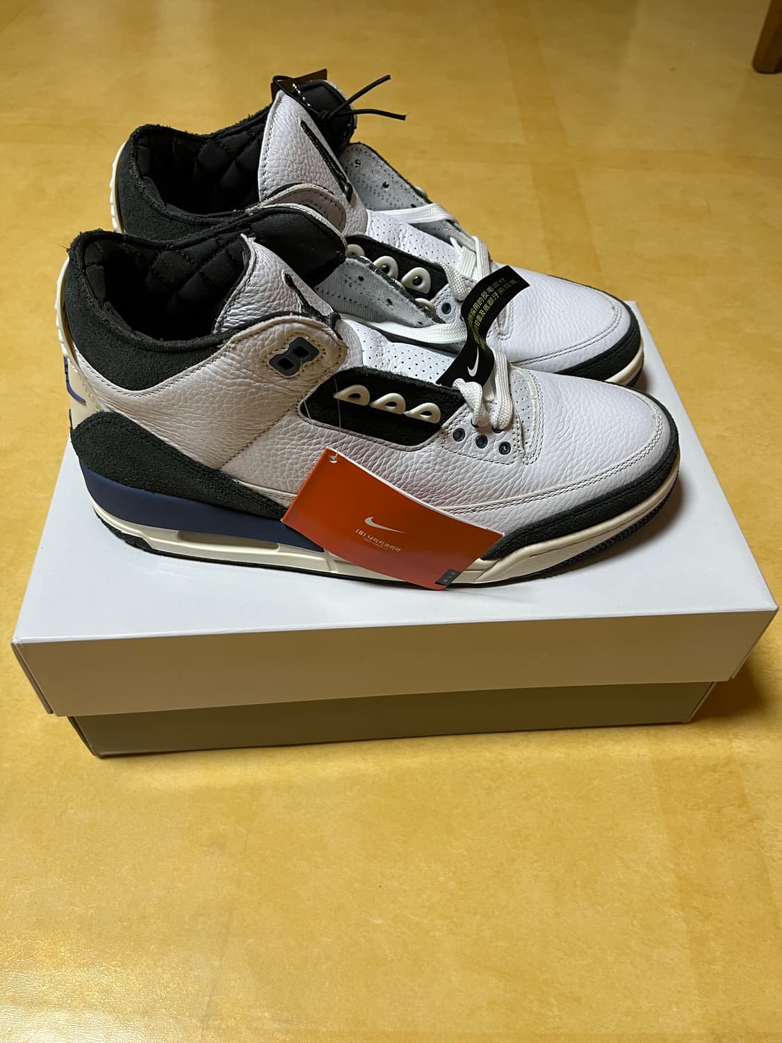조던 3 아마 마니에르 270사이즈 새상품 팝니다. 상품이미지4